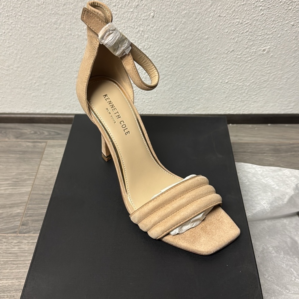 KENNETH COLE HART SANDAL/BUFF - Picture 4 of 6